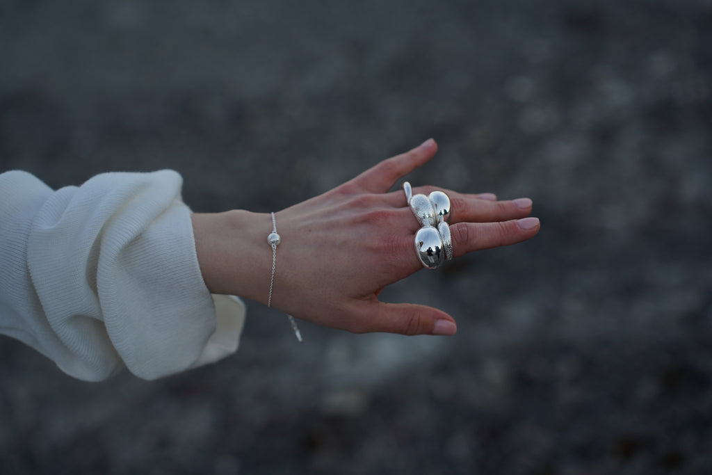 MOON ARMBAND MINI