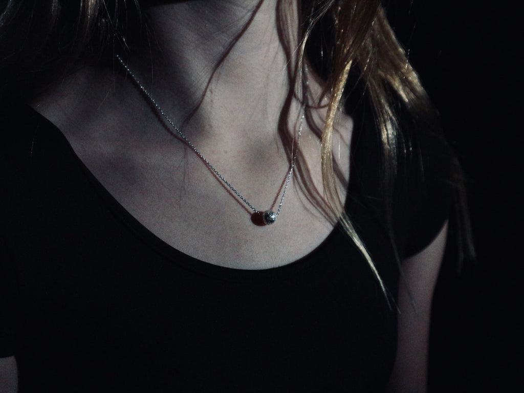 FULLMOON HALSBAND MINI