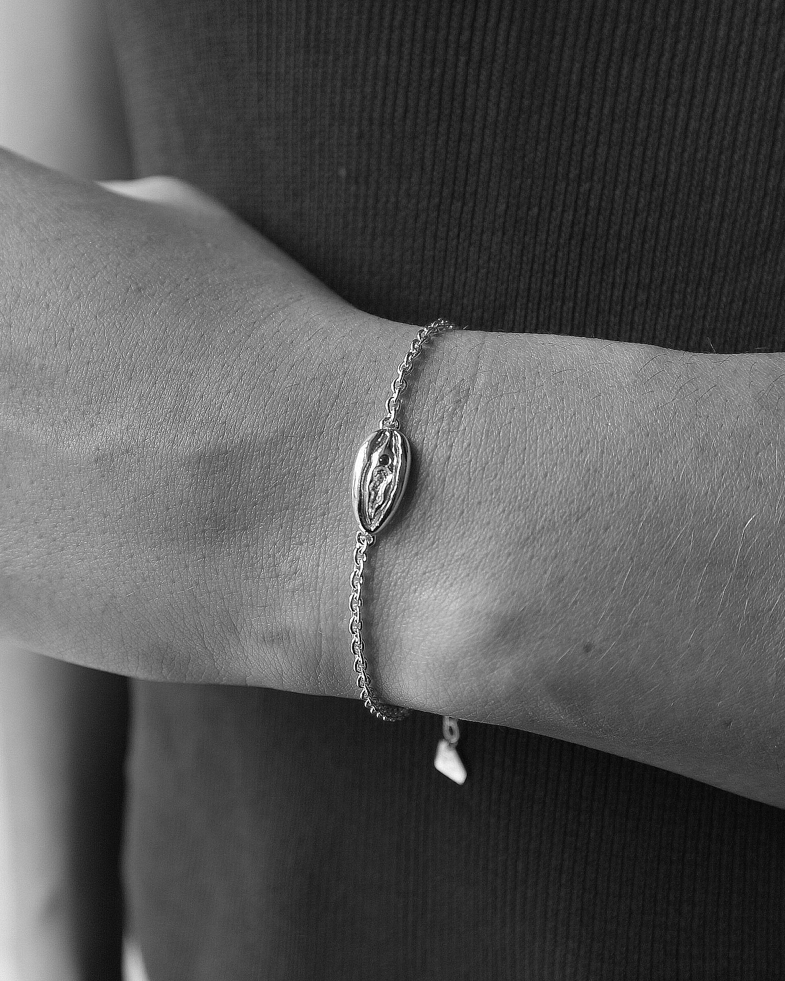 POWER PUSSY 2026 ARMBAND