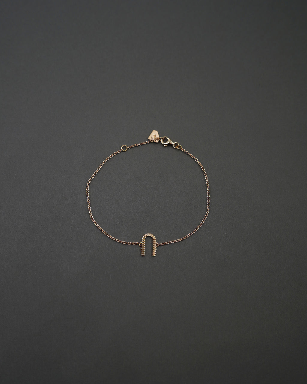 KÄRLEKSPORTEN ARMBAND GULD
