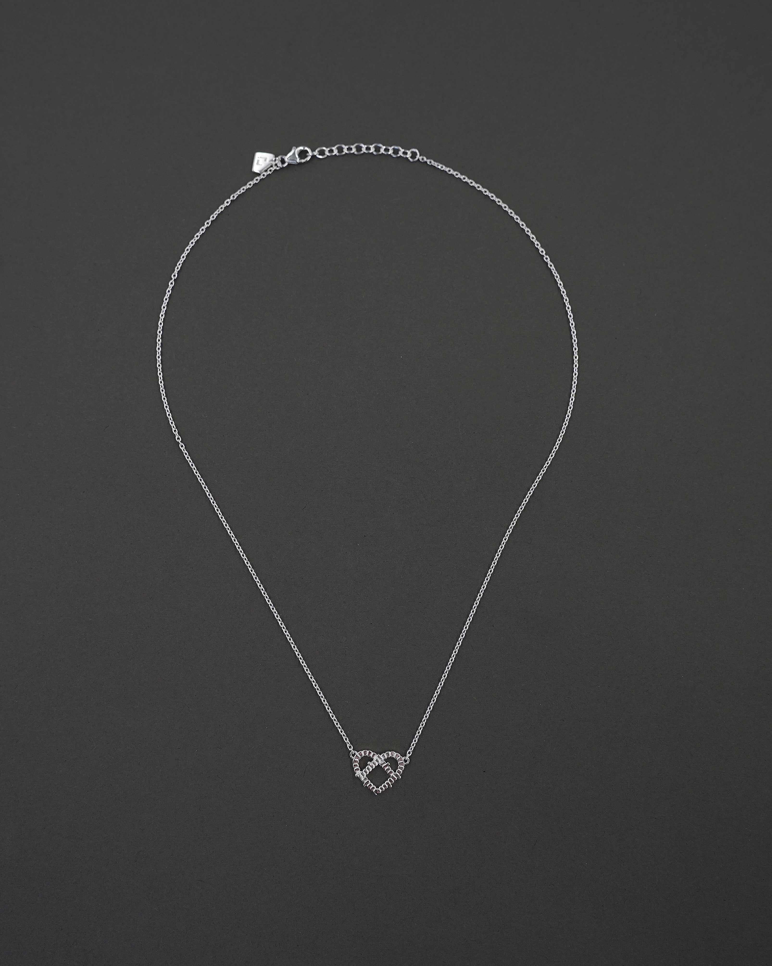 KÄRLEKSPORTEN HJÄRTA HALSBAND