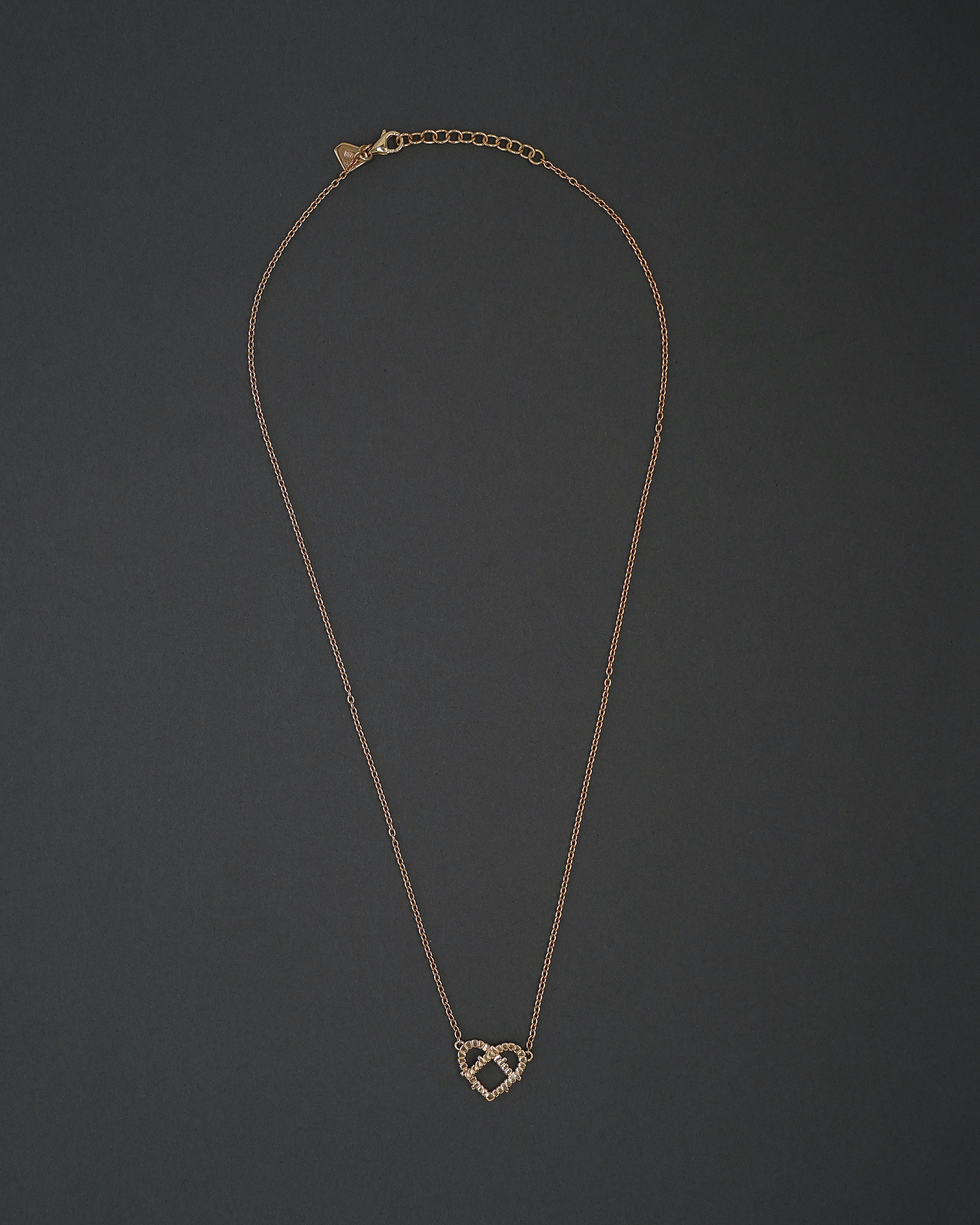 KÄRLEKSPORTEN HJÄRTA HALSBAND GULD