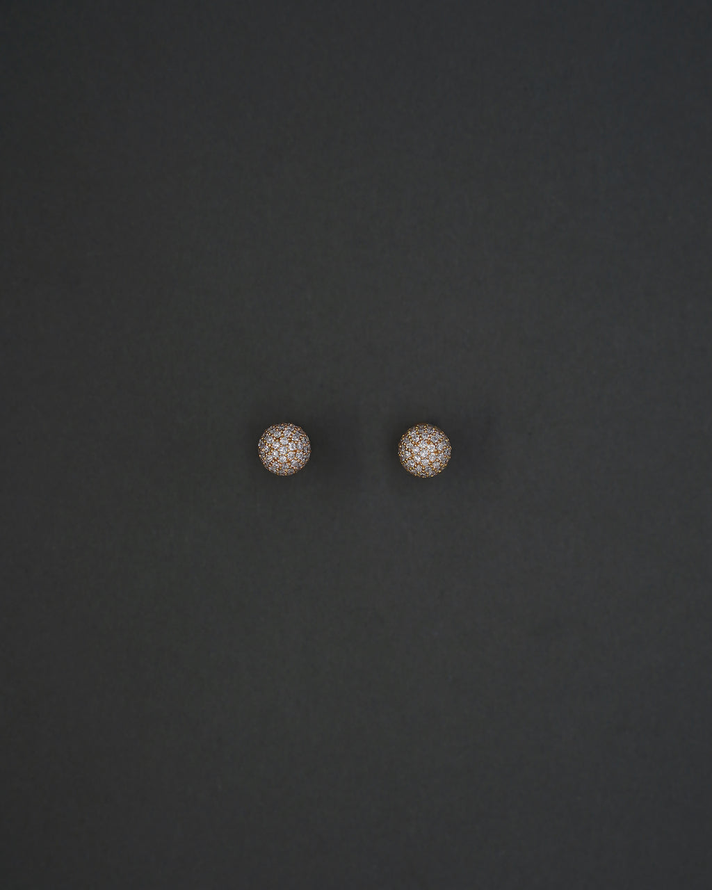 FULLMOON ÖRHÄNGEN MINI PAVÉ GULD