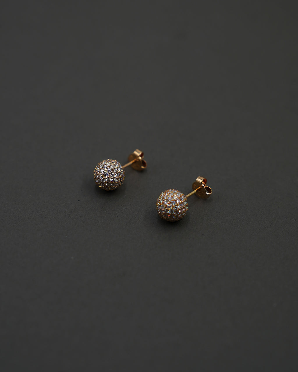 FULLMOON ÖRHÄNGEN MINI PAVÉ GULD