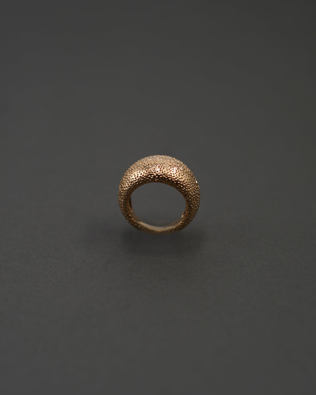 MOON RING L STUKTUR GULD