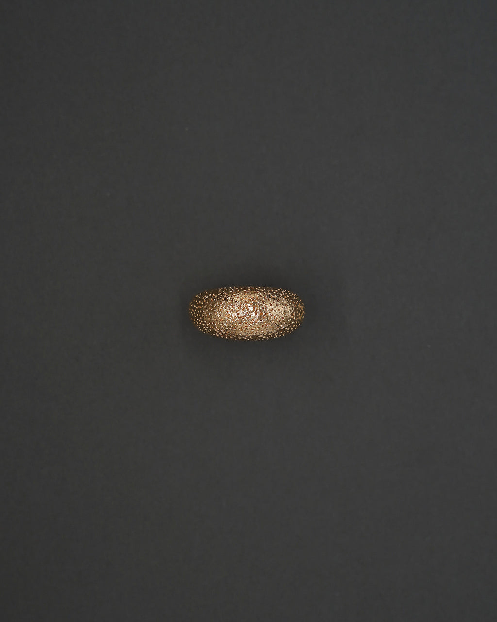 MOON RING M STRUKTUR GULD