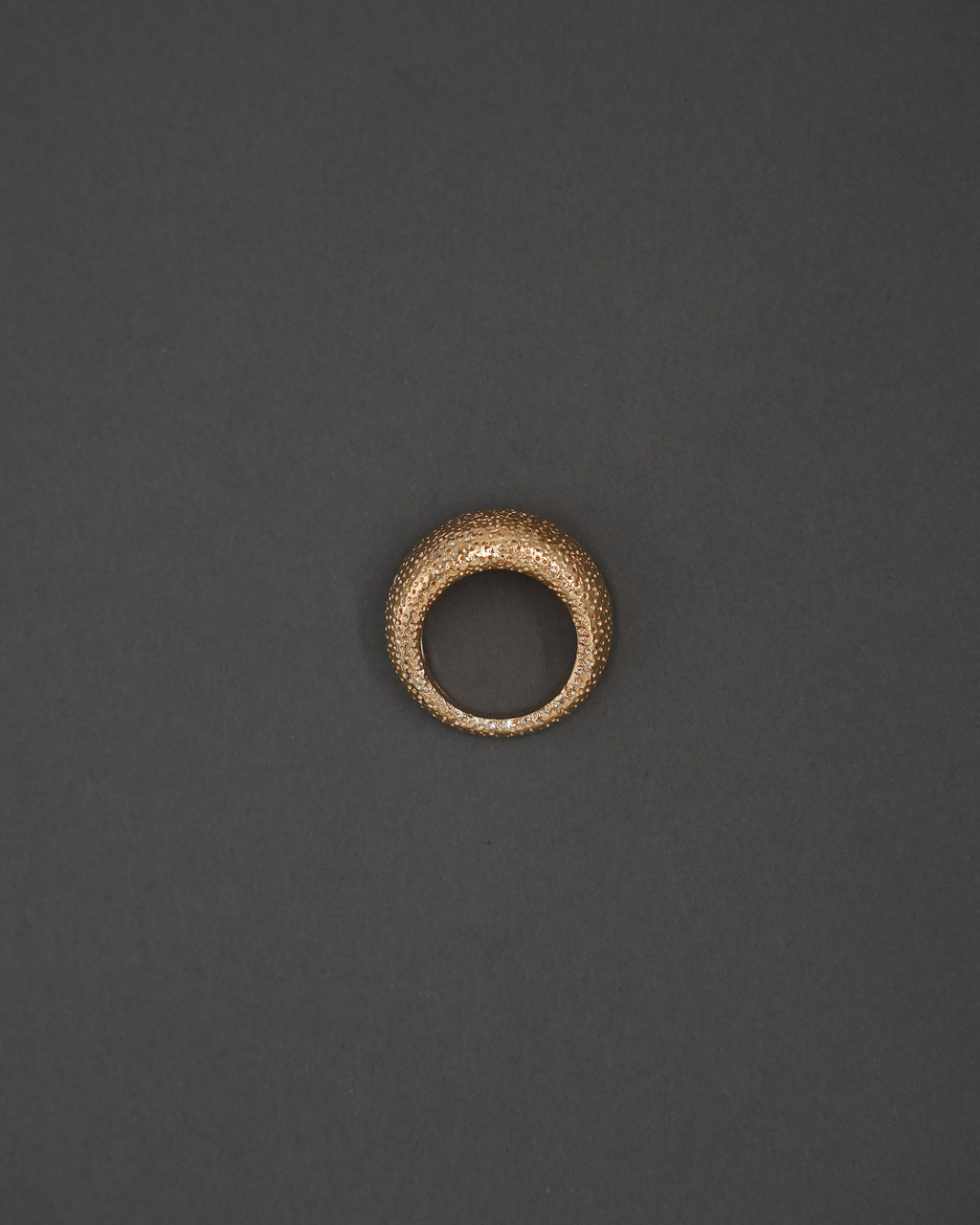 MOON RING M STRUKTUR GULD