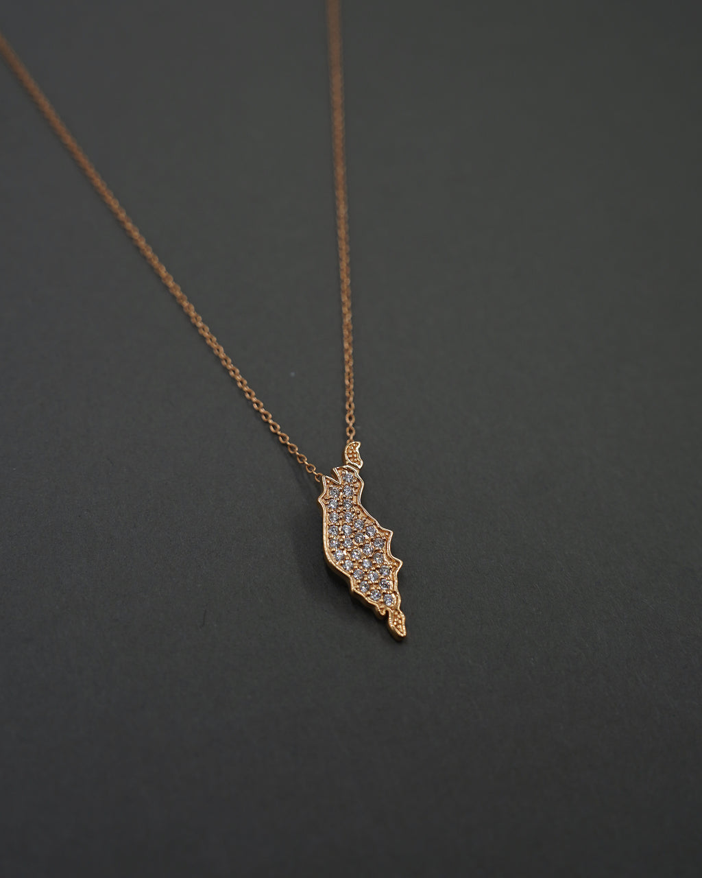 ÖJN HALSBAND DIAMANT GULD