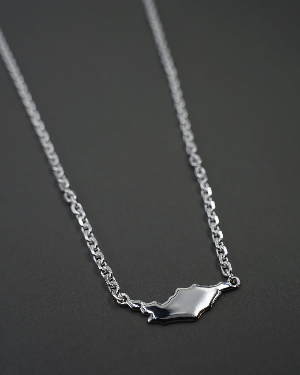 ÖJN HALSBAND LIGGANDE UNISEX 68CM