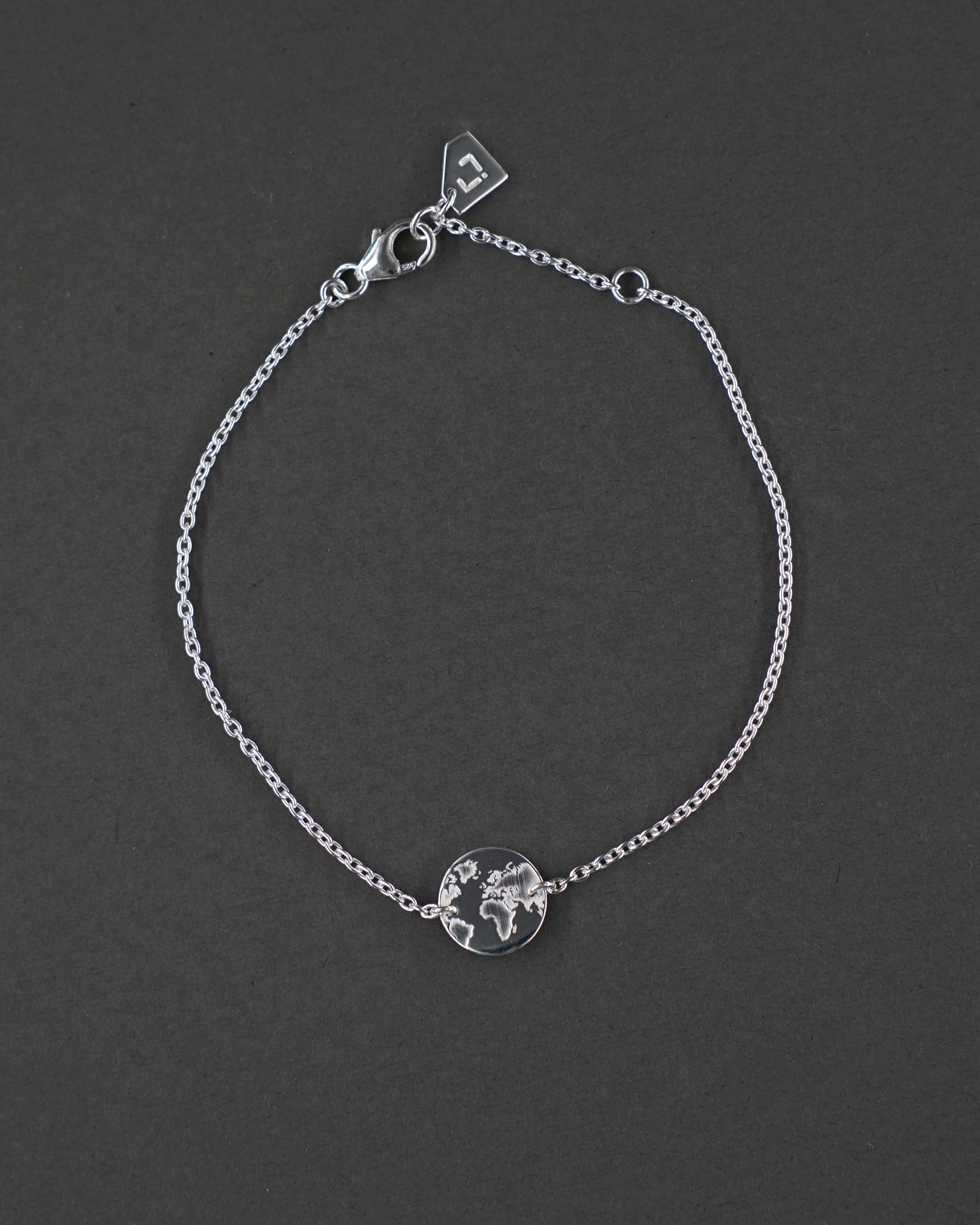 ONE WORLD ARMBAND MINI SILVER