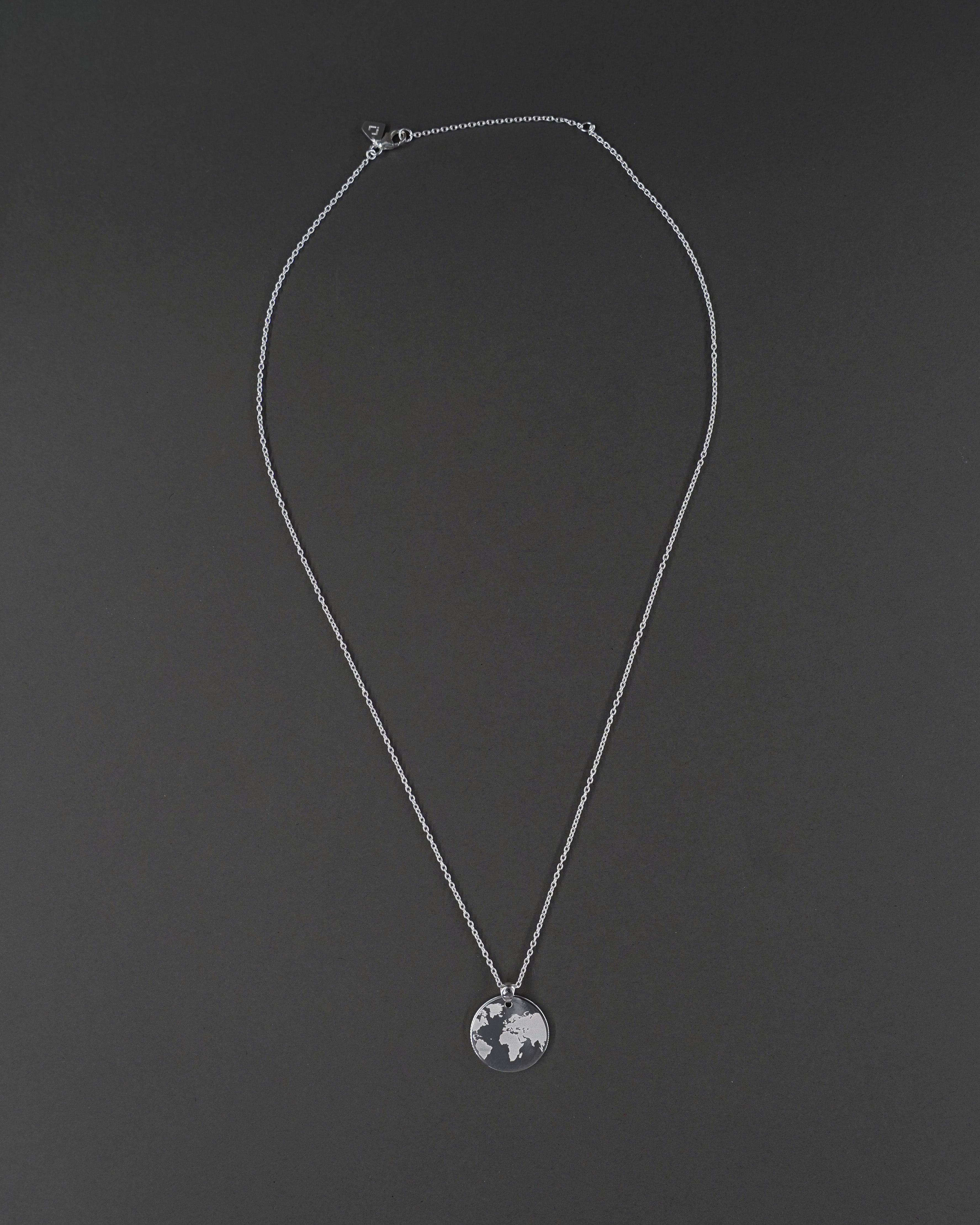 ONE WORLD HALSBAND SILVER