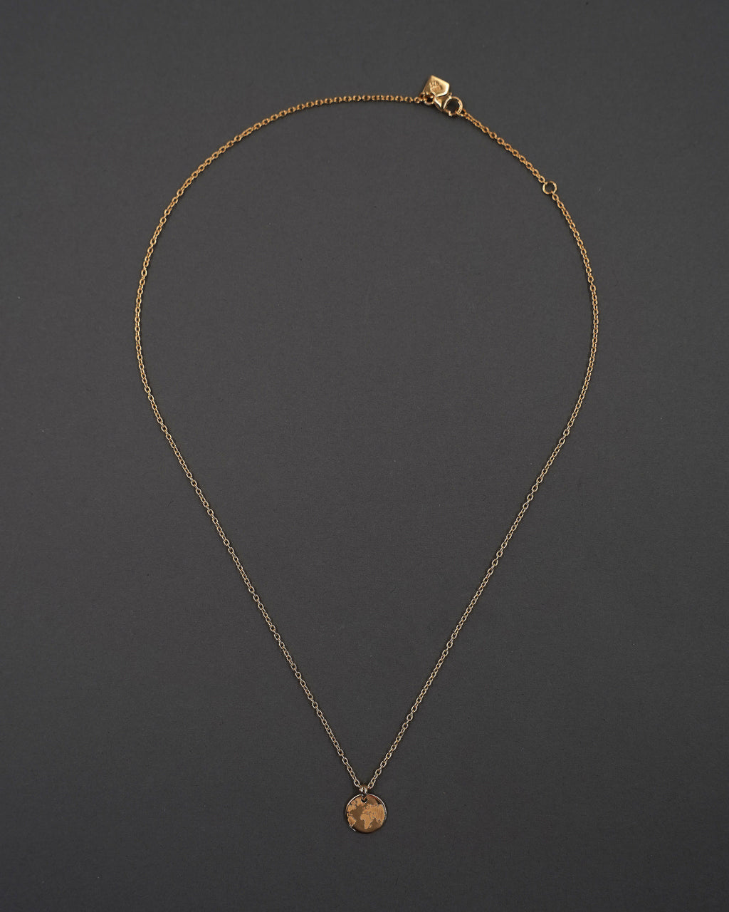 ONE WORLD HALSBAND MINI FÖRGYLLD