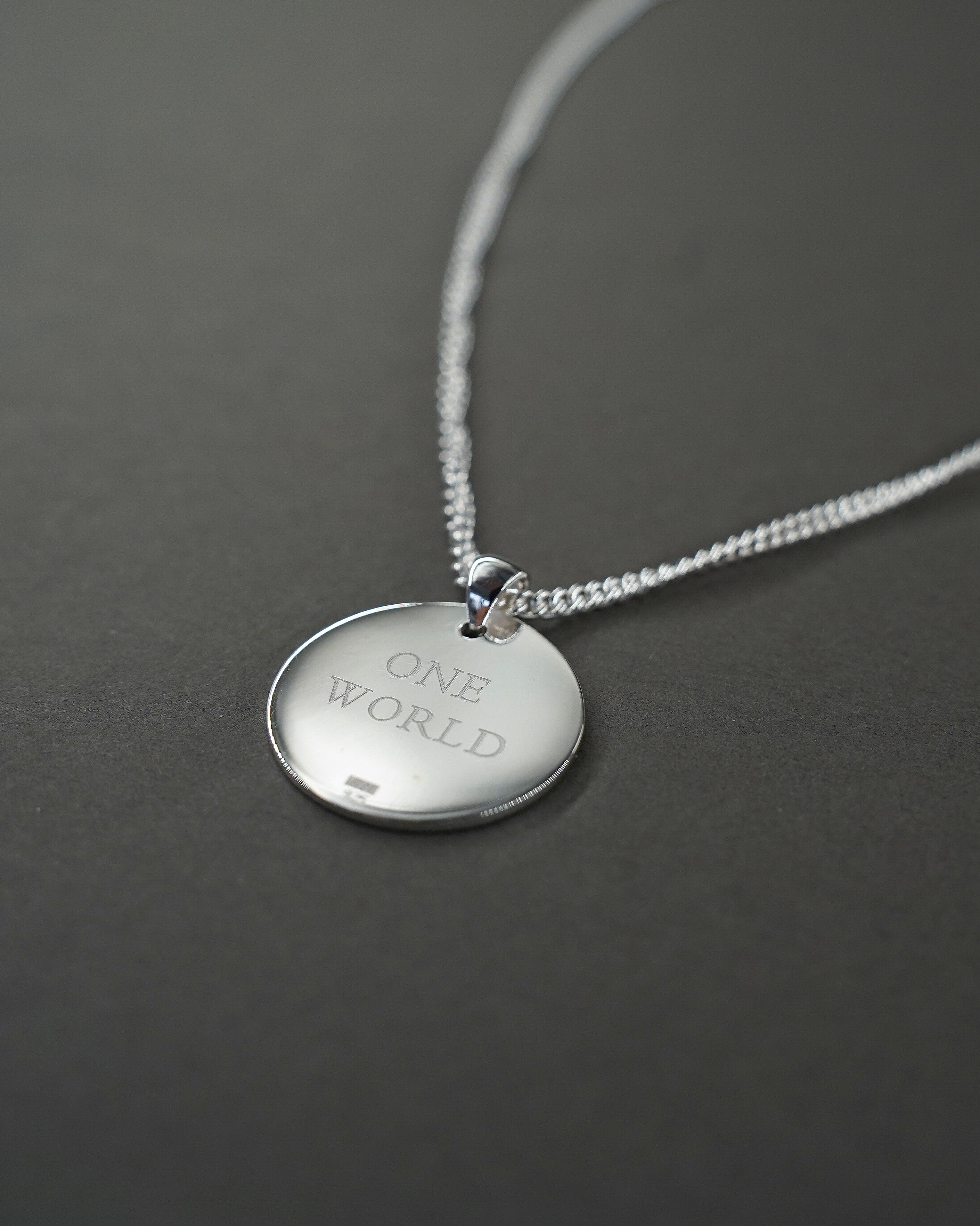 ONE WORLD HALSBAND SILVER PANSAR