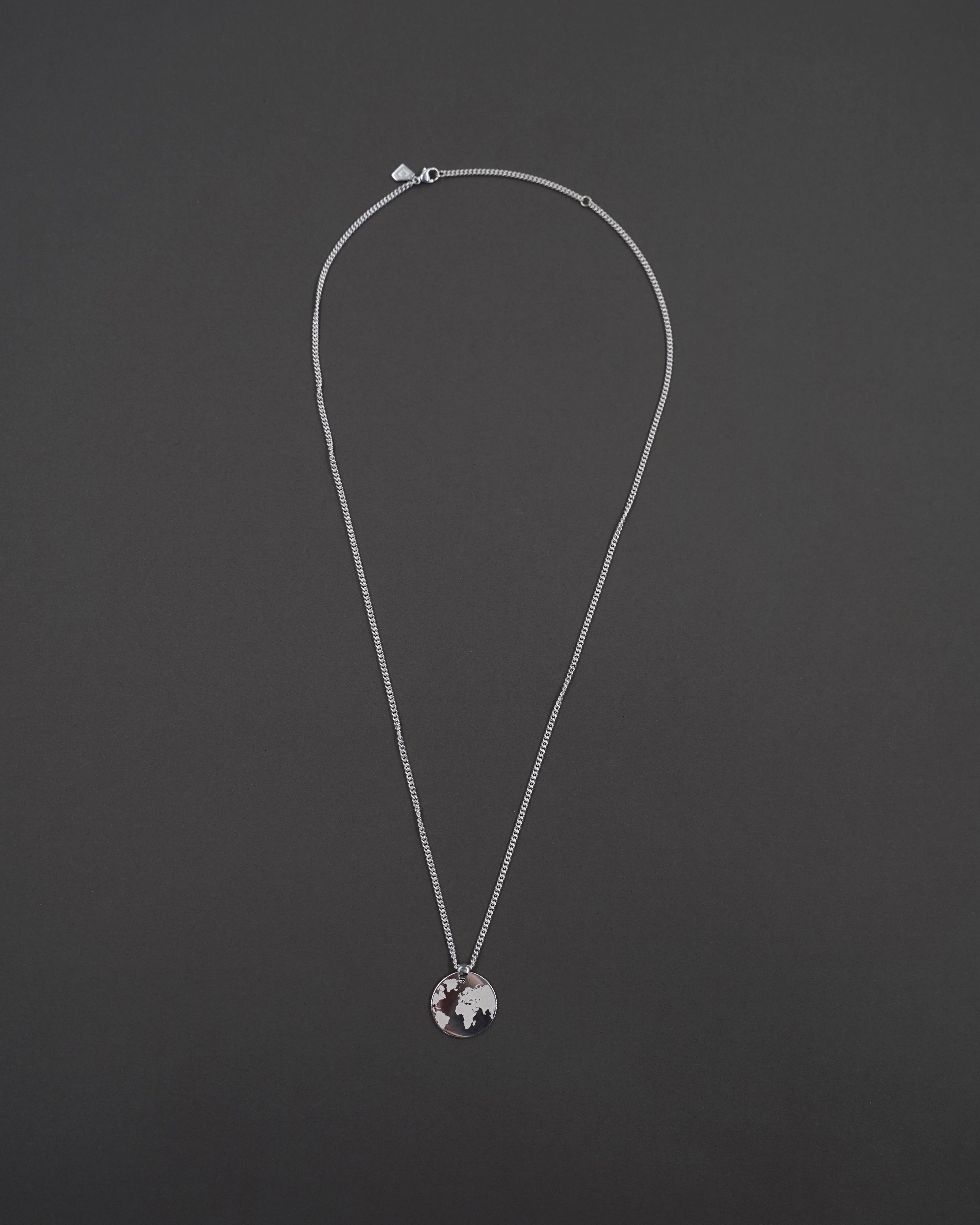 ONE WORLD HALSBAND SILVER PANSAR