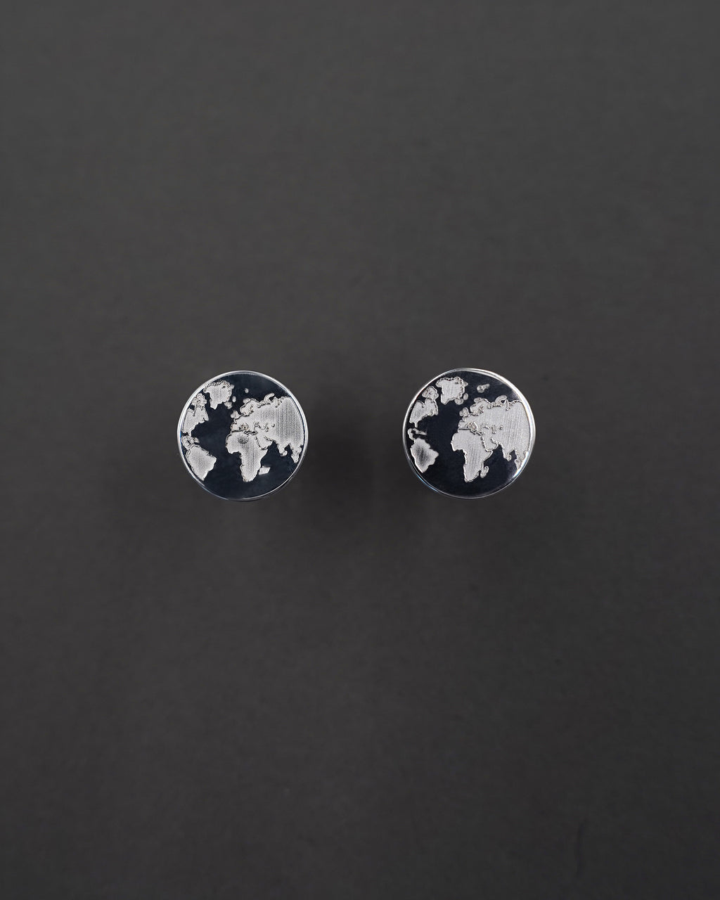 ONE WORLD ÖRHÄNGE MINI SILVER
