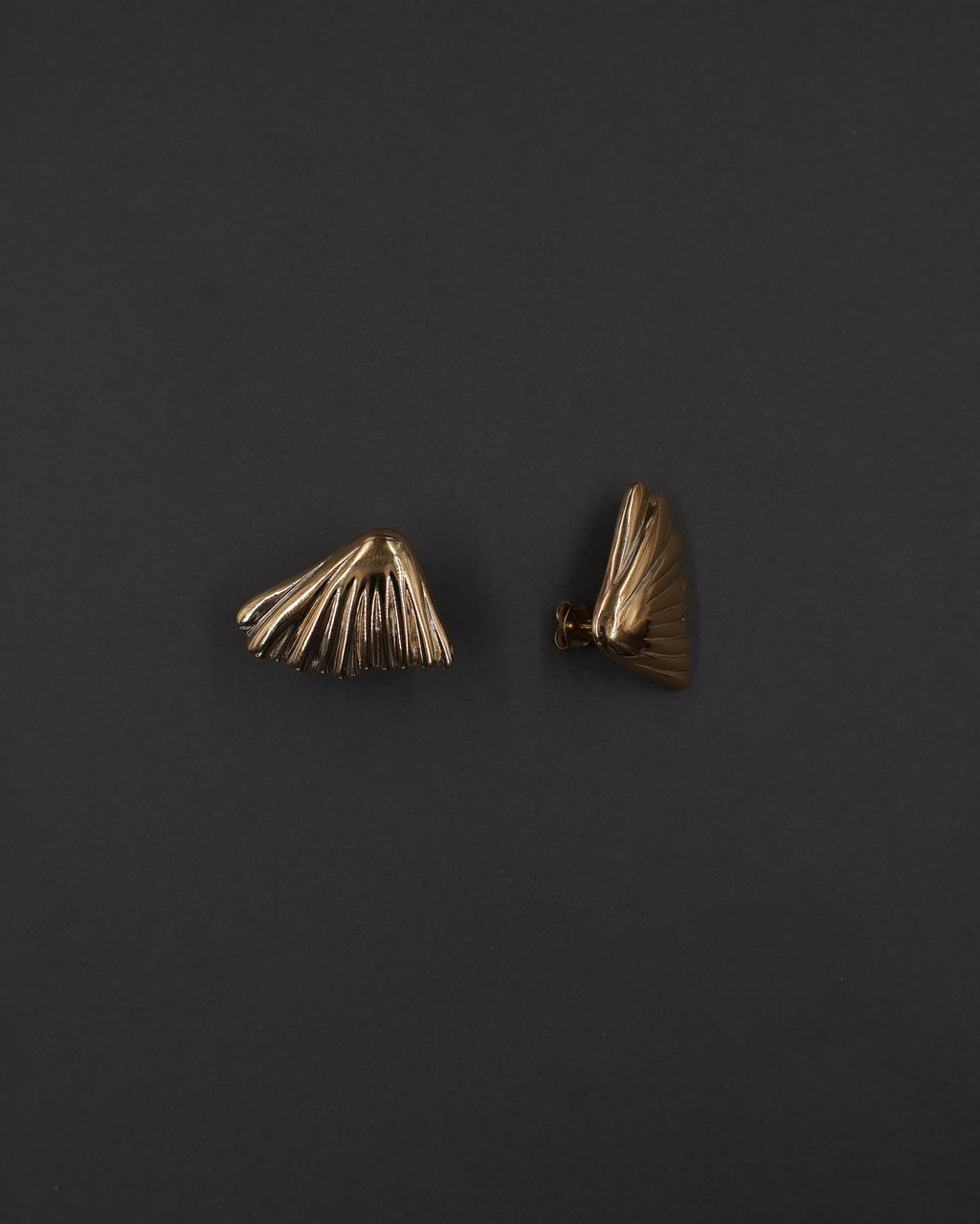 POPPY ÖRHÄNGEN M FÖRGYLLD