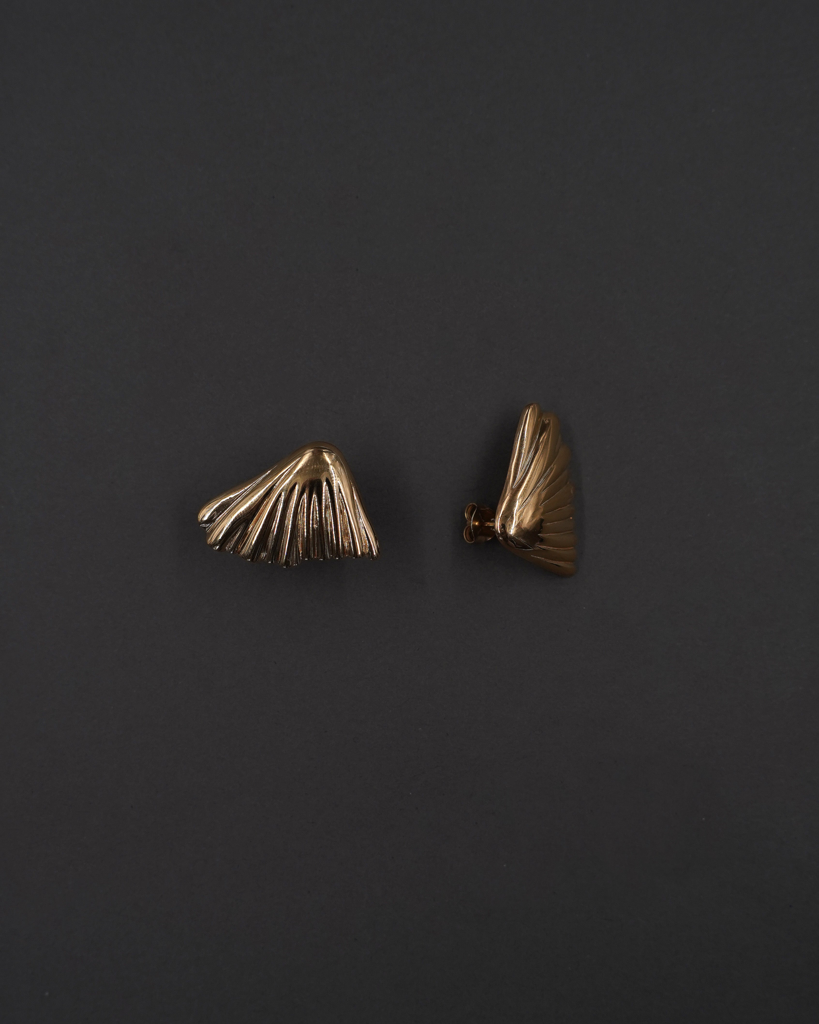 POPPY ÖRHÄNGEN M FÖRGYLLD