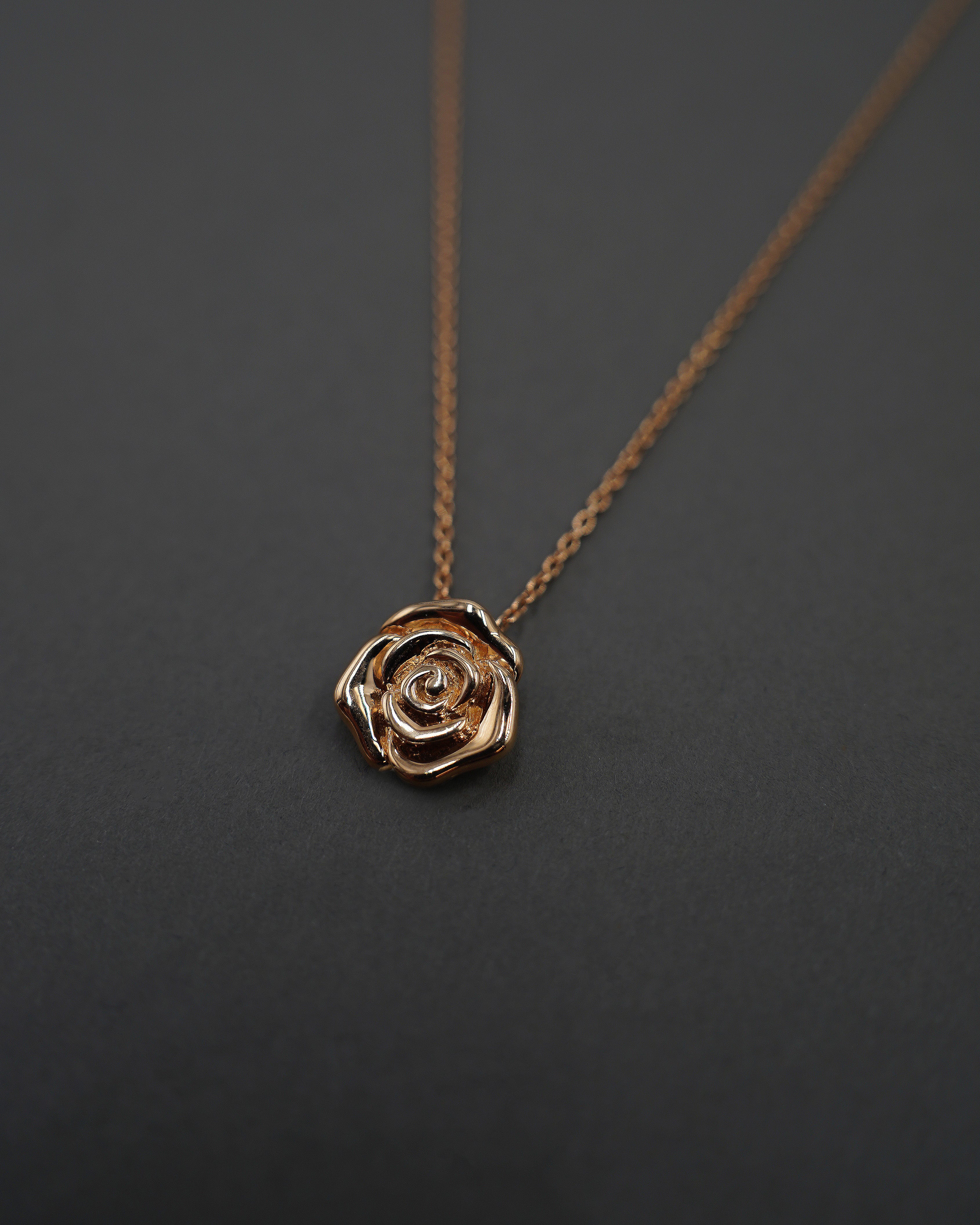 ROS HALSBAND M GULD