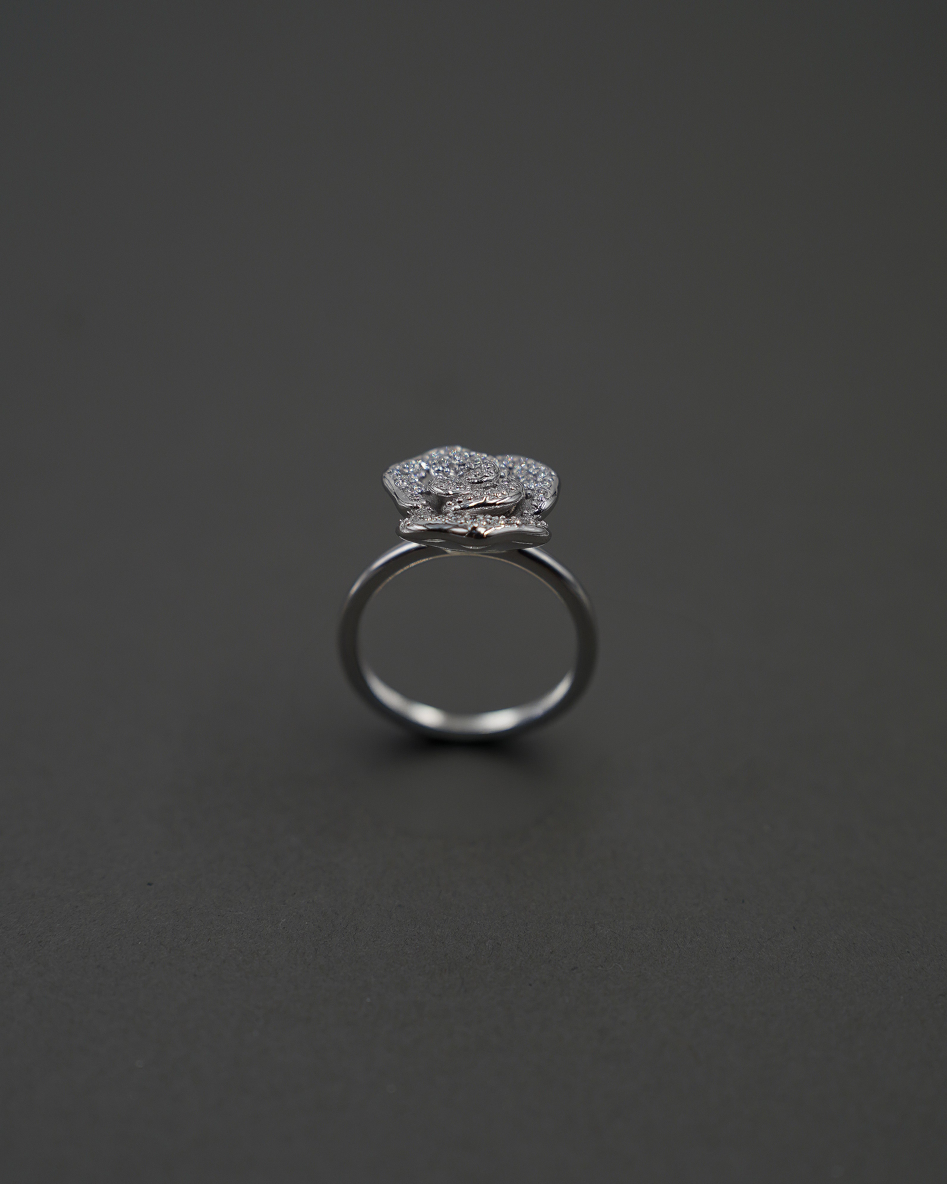 ROS RING M DIAMANT VITGULD
