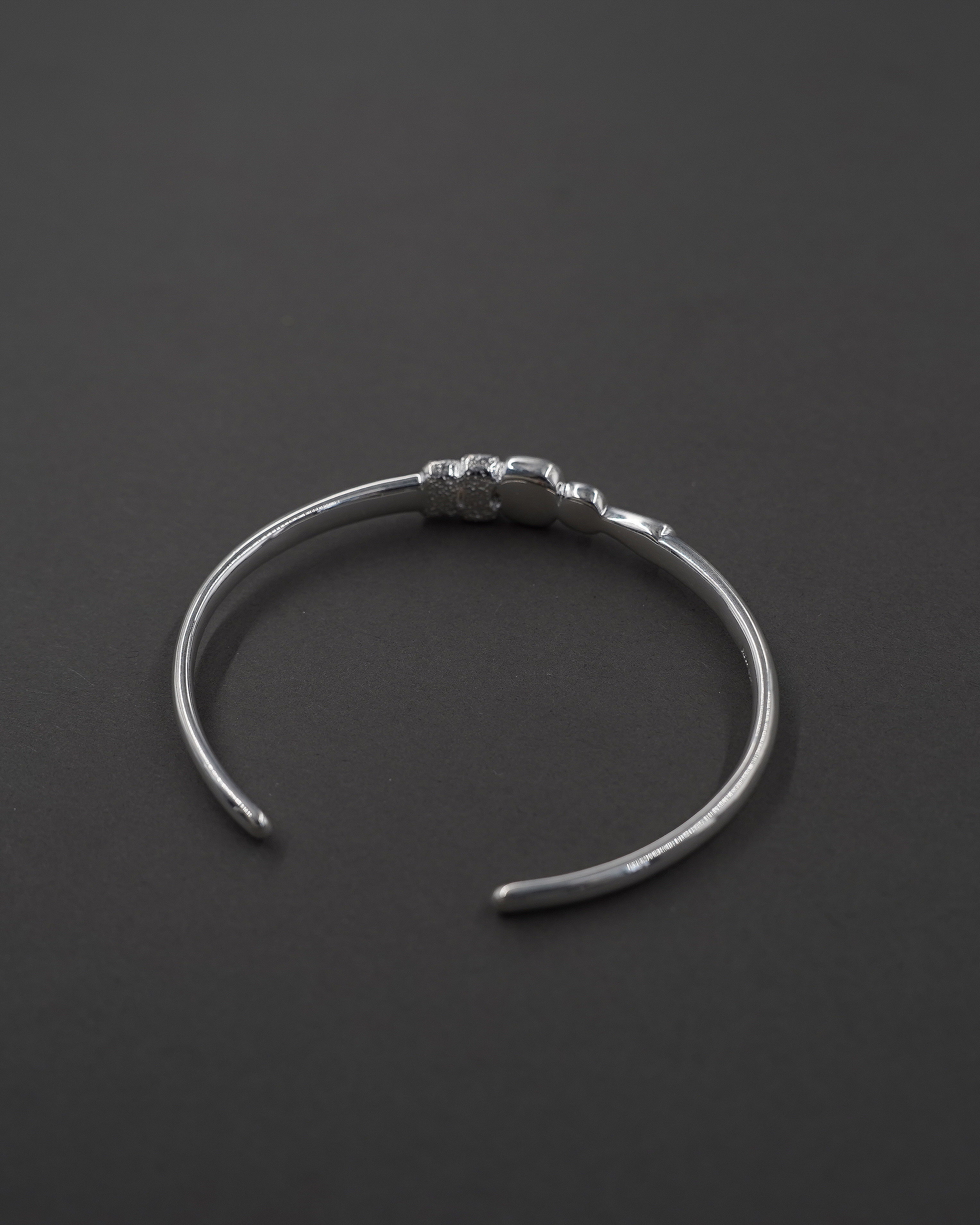 STENKUSTEN ARMBAND CUFF M