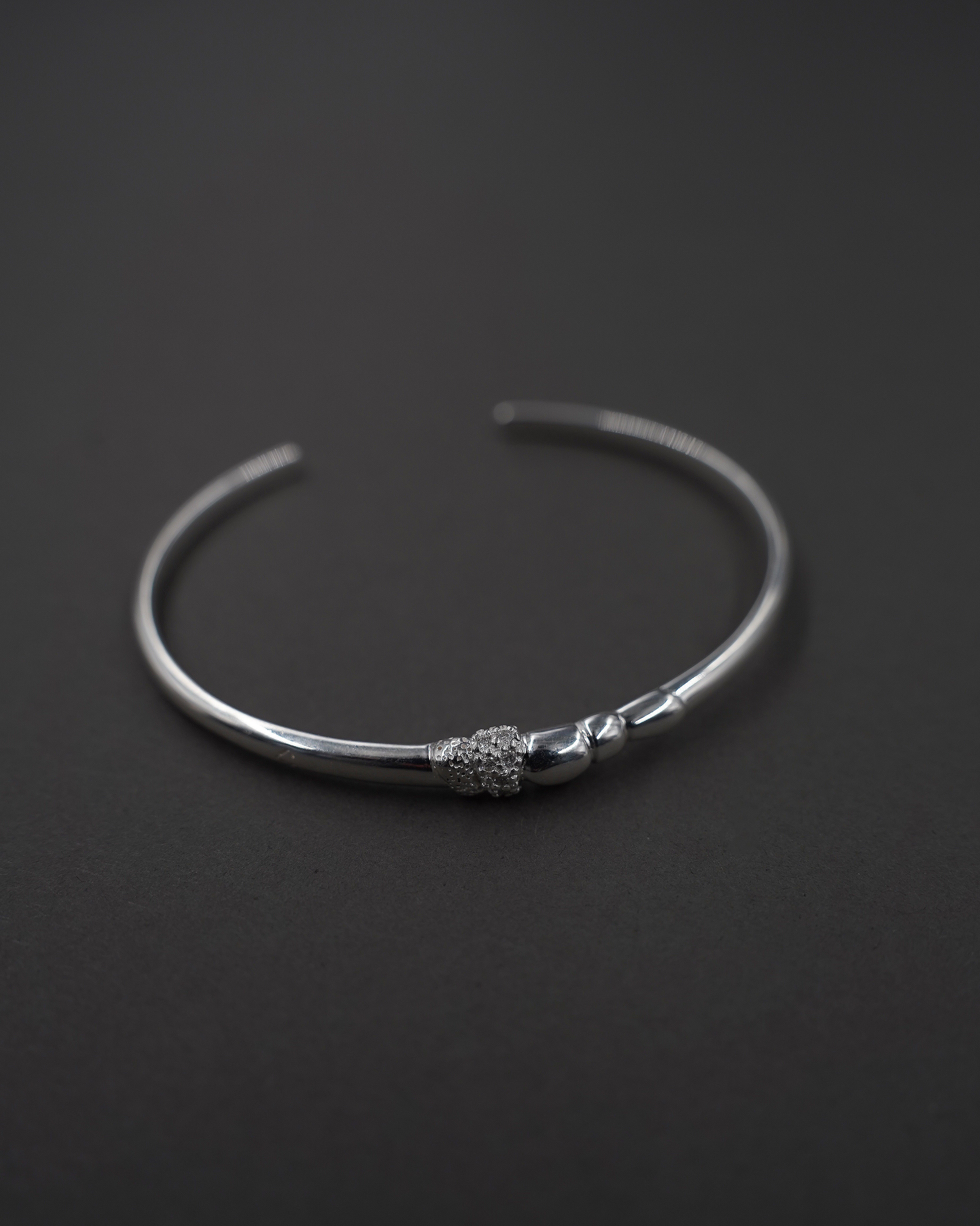 STENKUSTEN ARMBAND CUFF SILVER DIAMANT
