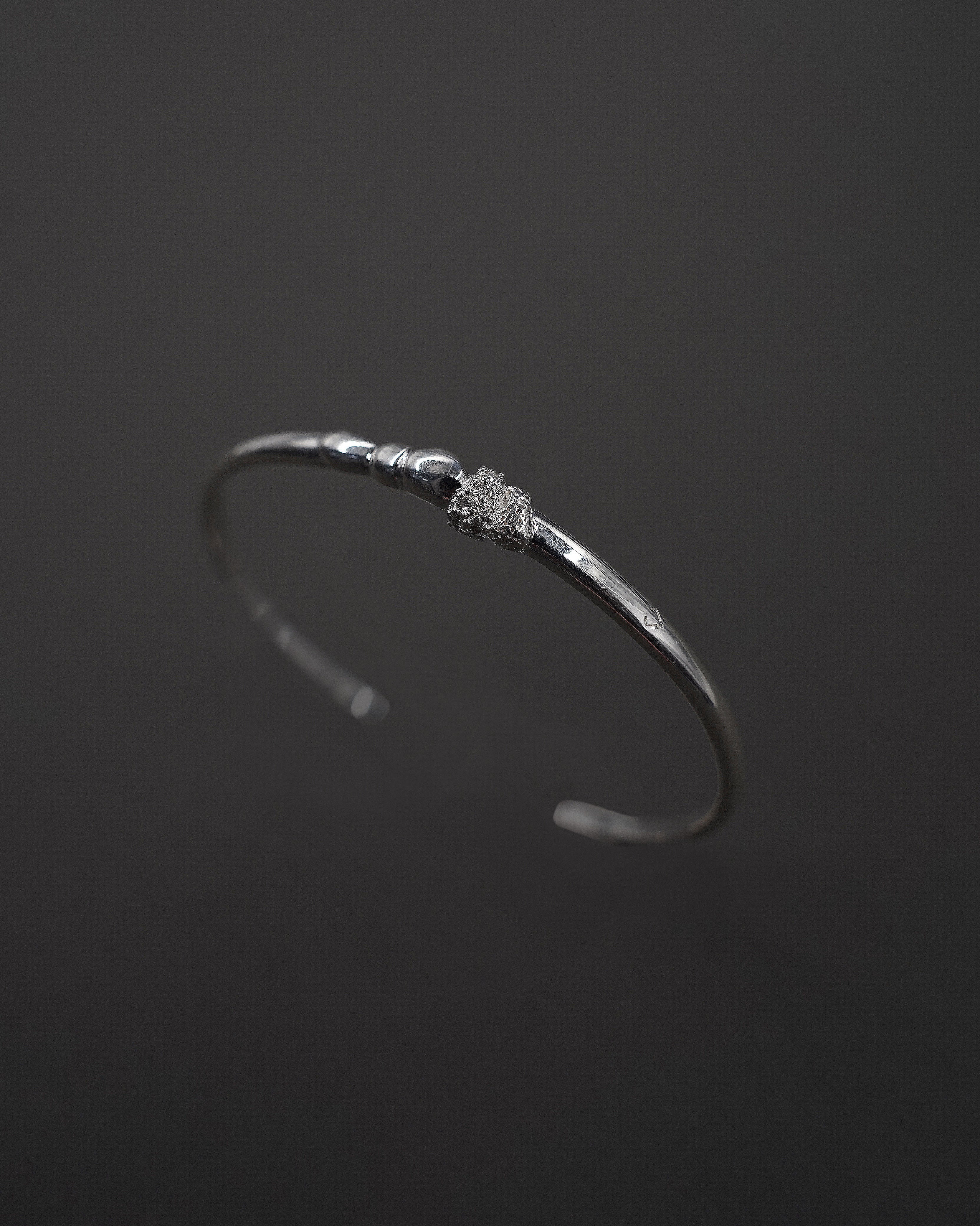 STENKUSTEN ARMBAND CUFF SILVER DIAMANT