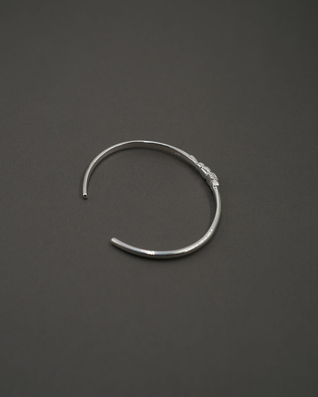 STENKUSTEN ARMBAND CUFF SILVER DIAMANT