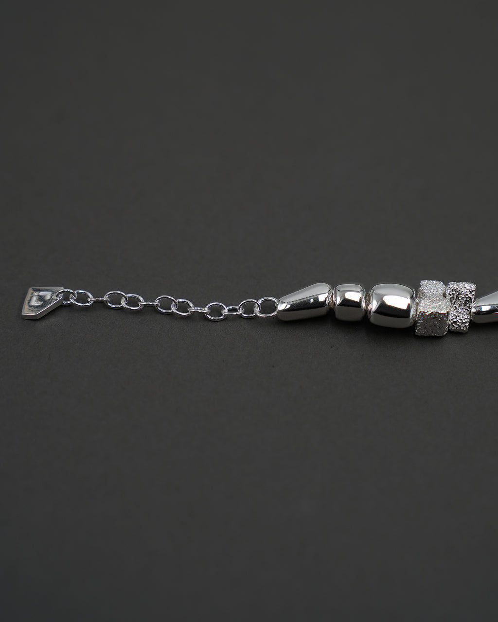 STENKUSTEN ARMBAND FULL 18cm