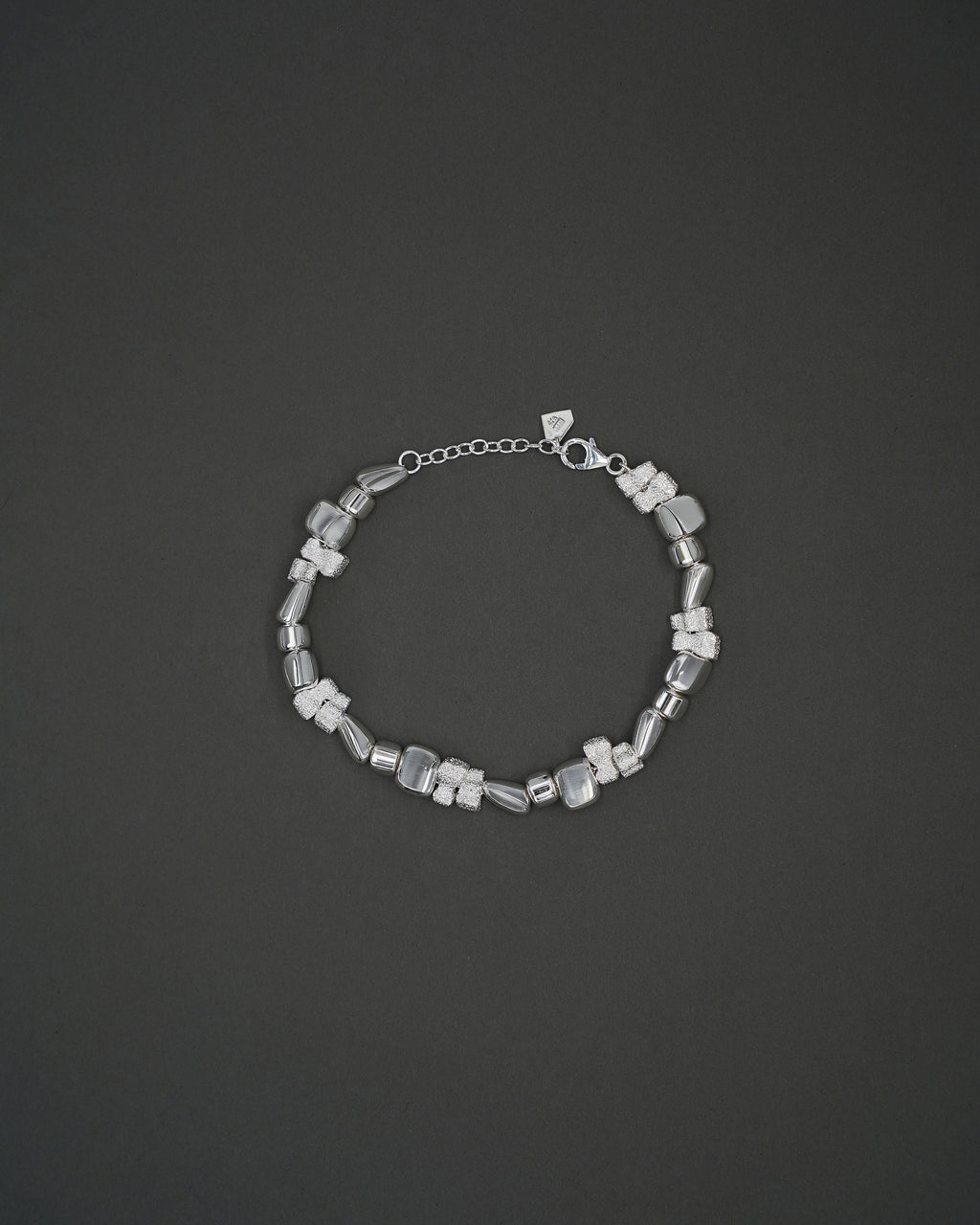STENKUSTEN ARMBAND FULL 20cm