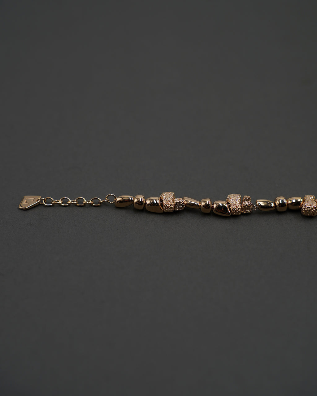 STENKUSTEN ARMBAND MINI FULL GULD 18,5+2 CM