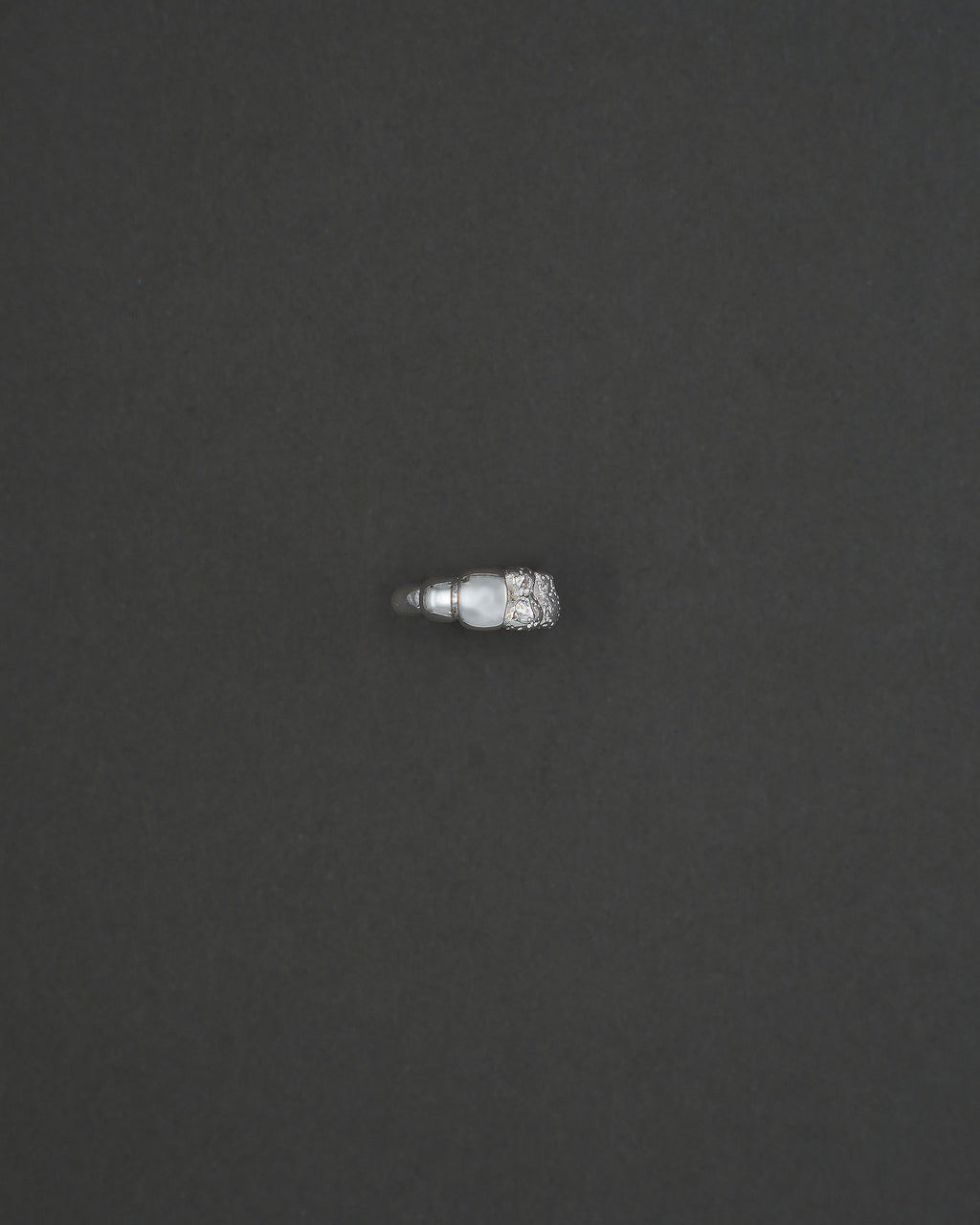 STENKUSTEN EARCUFF SILVER