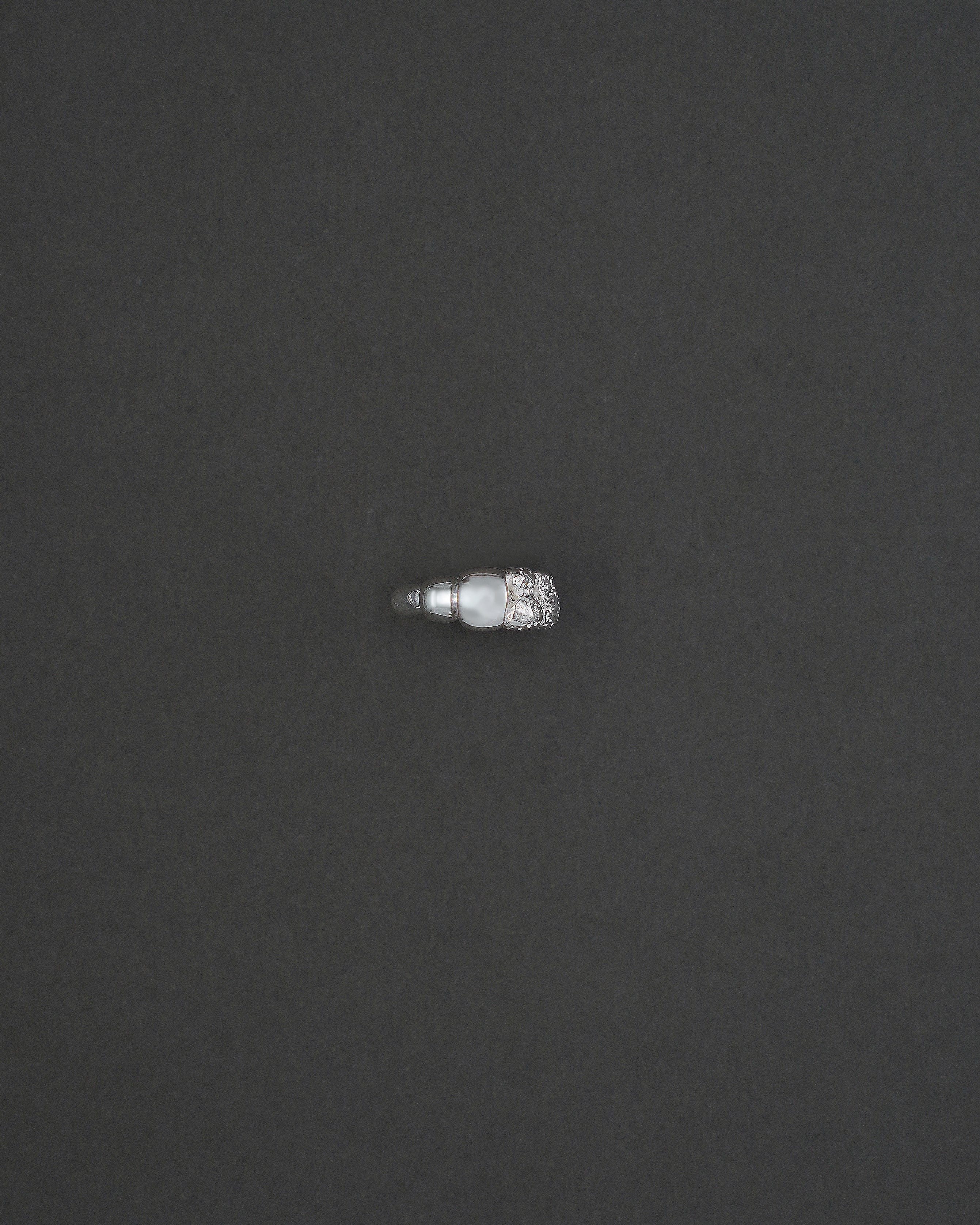 STENKUSTEN EARCUFF SILVER