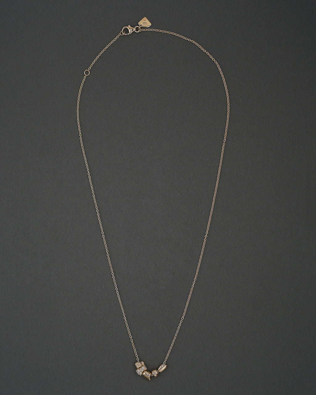 STENKUSTEN HALSBAND S DIAMANT GULD