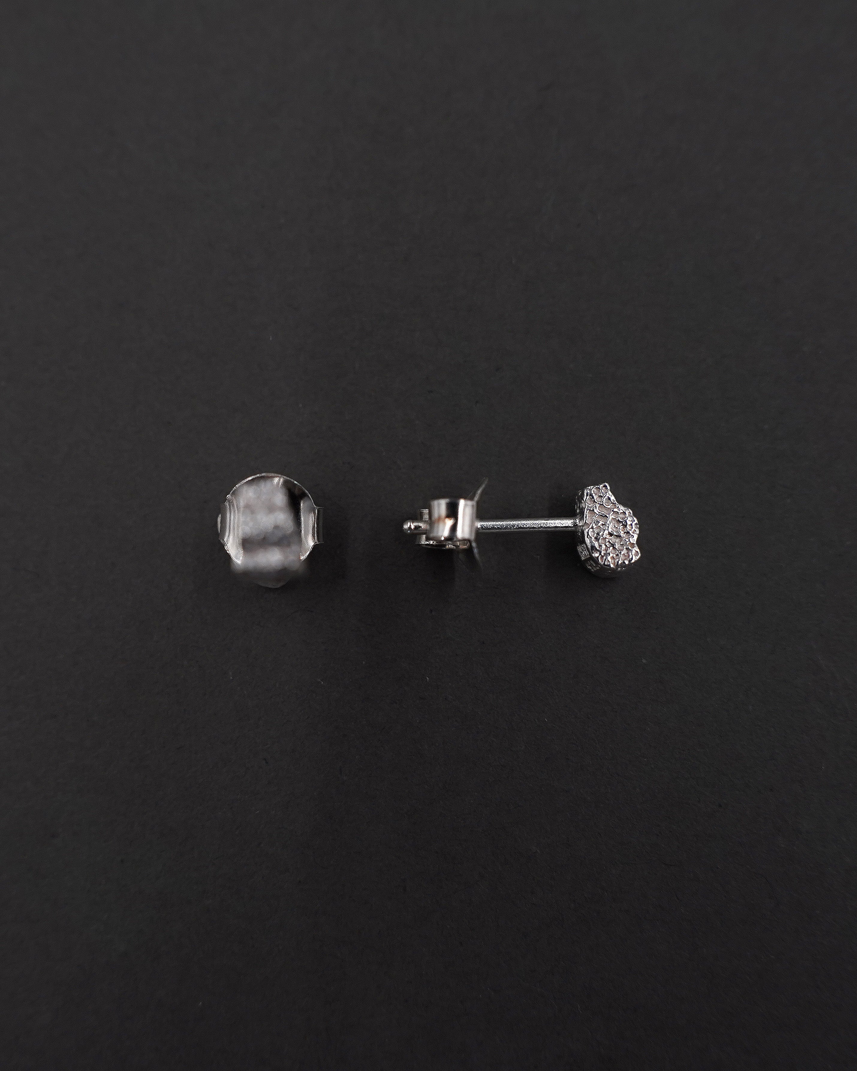 STENKUSTEN ÖRHÄNGEN MINI STRUKTUR